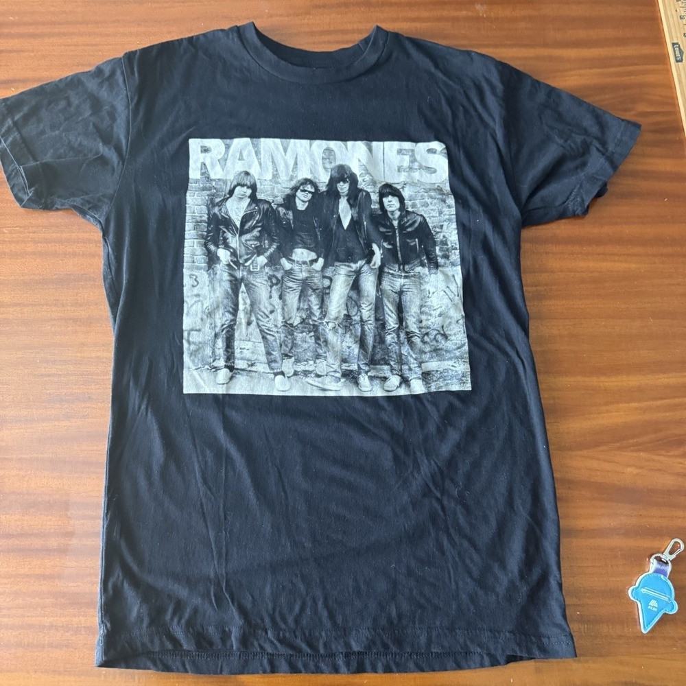 Ramones Band T Shirt Mens Medium Black Graphic Tee 2020 Punk Rock 100% Cotton